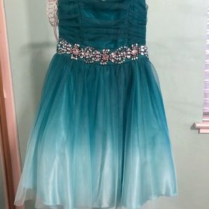 B. Darlin mini ombré dress